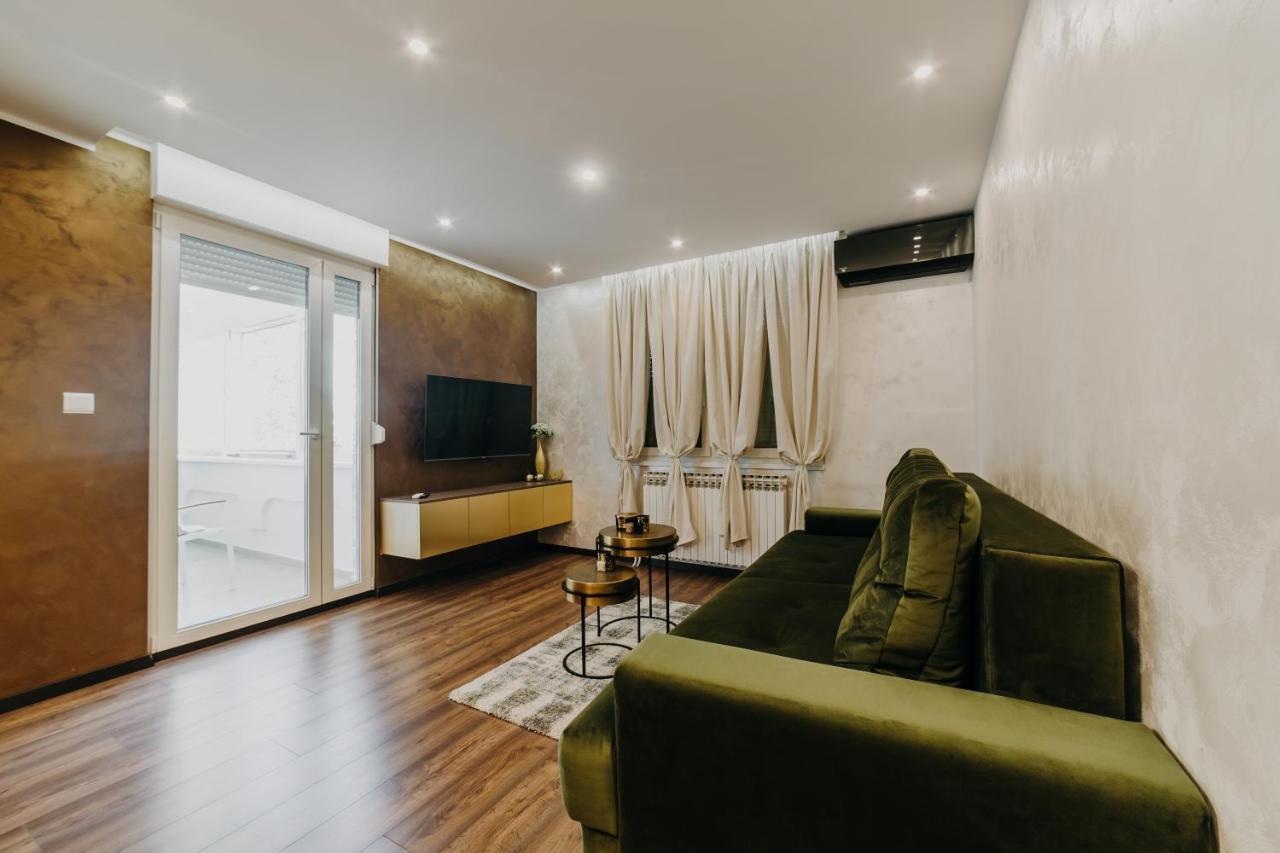 Apartman Stari Toranj Vukovar Ngoại thất bức ảnh